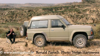 Nissan, nissan, Patrol, patrol, Safari, safari, Patrol GR, patrol gr, Safari GR, safari gr, GR, gr, KR, kr, Patrol GQ, patrol gq, Safari GQ, safari gq, GQ, gq, Y60, y60, JRY60, jry60, JRLY60, jrly60, VRGY60, vrgy60, ARGY60, argy60, TD42, td42, 4.2-Liter, 4.2 Litre, 4.2 litre, 4,2-Liter, Sechszylinder, Inlinesix, inlinesix, high roof, Hochdach, Jeep, jeep, Wrangler, wrangler, TJ, tj, Yamaha, Kodiak, yamaha, kodiak, 4x4, 4WD, 4wd, four wheel drive, AWD, awd, Offroad, offroad, Off Road, OFF ROAD, off road, offroader, Allradler, Allradantrieb, Geländeuntersetzung, Reduktion, low gears, Differenzialsperre, Differentialsperre, locker, Gelaendewagen, Geländewagen, Reisen, reisen, travel, Expedition, expedition, Tour, tour, Tuning, tuning, tune, Zubehör, equipment