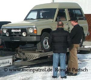 Fumosito, Bewunderung, Nissan, nissan, Patrol, patrol, Safari, safari, Patrol GR, patrol gr, Safari GR, safari gr, GR, gr, KR, kr, Patrol GQ, patrol gq, Safari GQ, safari gq, GQ, gq, Y60, y60, JRY60, jry60, JRLY60, jrly60, VRGY60, vrgy60, ARGY60, argy60, TD42, td42, 4.2-Liter, 4.2 Litre, 4.2 litre, 4,2-Liter, Sechszylinder, Inlinesix, inlinesix, high roof, Hochdach, Jeep, jeep, Wrangler, wrangler, TJ, tj, Yamaha, Kodiak, yamaha, kodiak, 4x4, 4WD, 4wd, four wheel drive, AWD, awd, Offroad, offroad, Off Road, OFF ROAD, off road, offroader, Allradler, Allradantrieb, Geländeuntersetzung, Reduktion, low gears, Differenzialsperre, Differentialsperre, locker, Gelaendewagen, Geländewagen, Reisen, reisen, travel, Expedition, expedition, Tour, tour, Tuning, tuning, tune, Zubehör, equipment